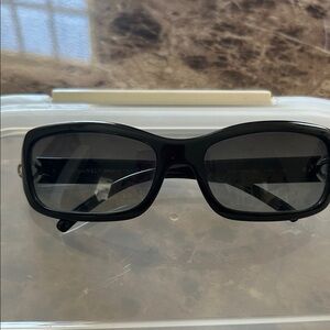 CHANEL Elegant Black Eyewear